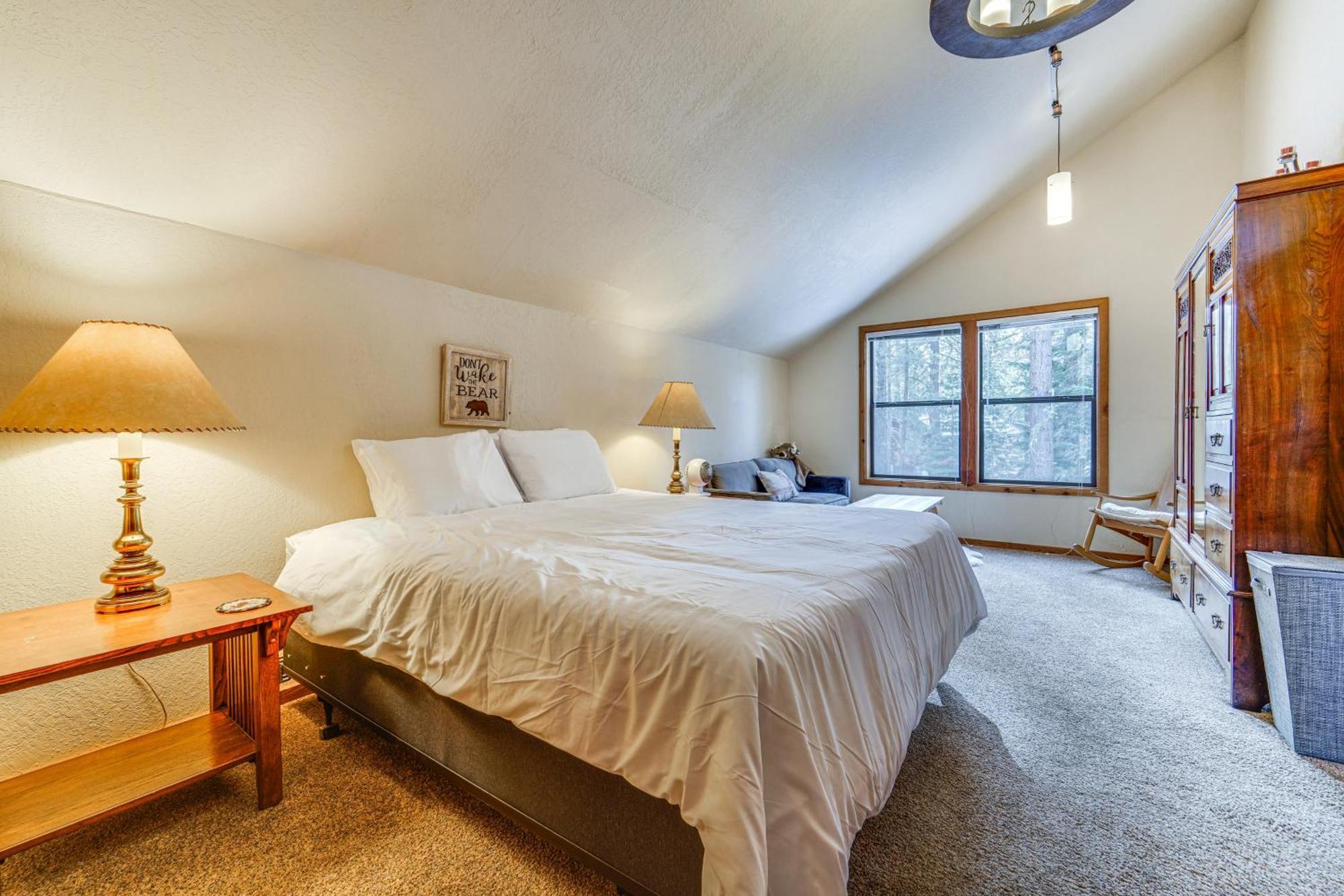 Family-Friendly Truckee Cabin In Tahoe Donner! ภายนอก รูปภาพ