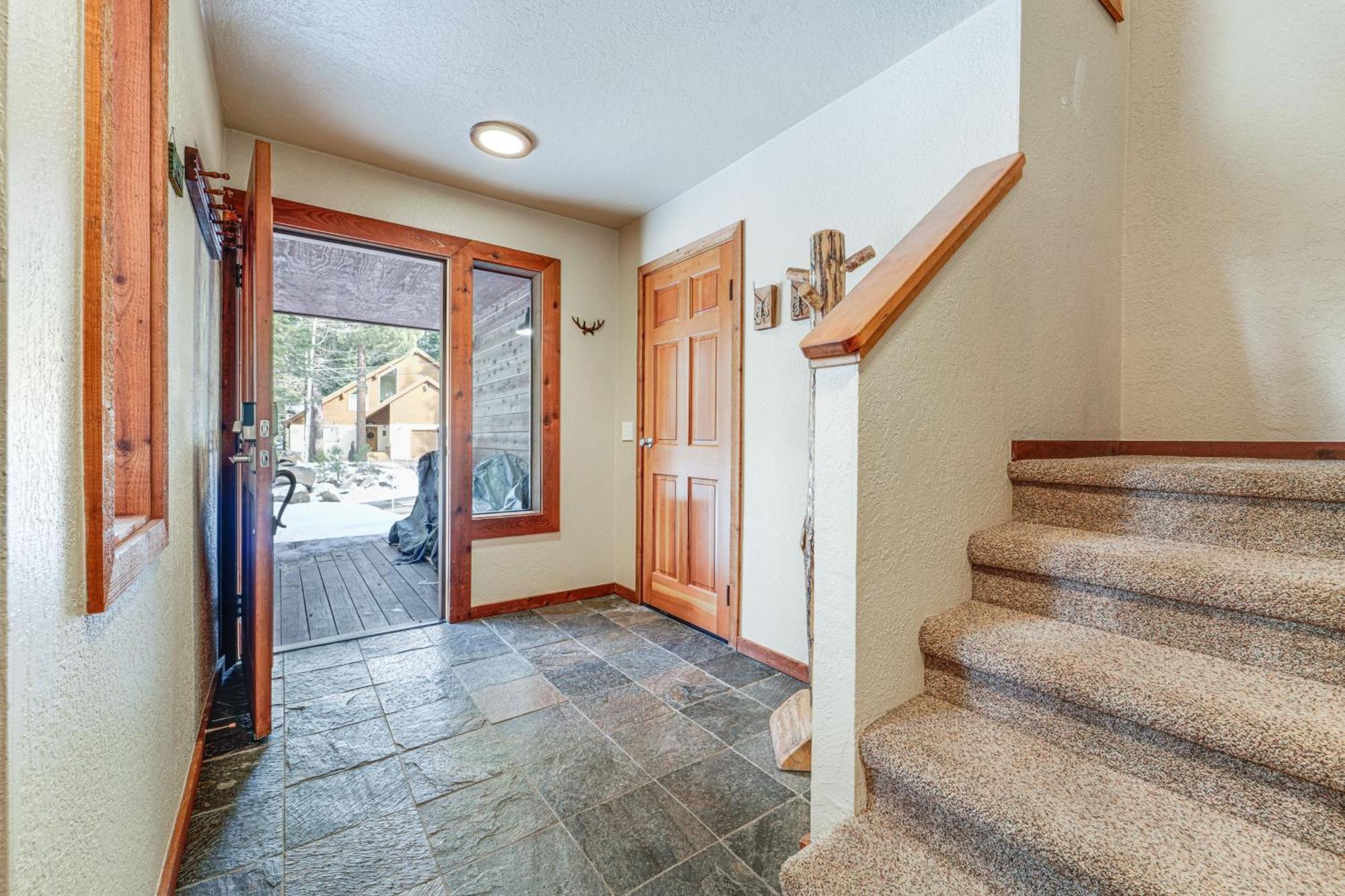 Family-Friendly Truckee Cabin In Tahoe Donner! ภายนอก รูปภาพ